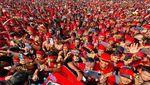 Potret Jokowi Bertemu Ratusan Warga Suku Dayak