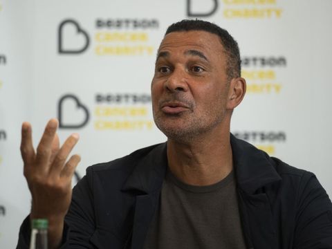 Ruud Gullit selama Konferensi Pers Amal Kanker Beatsons, pada 12 Mei 2022, di Glasgow, Skotlandia. (Grup Craig Foy/SNS melalui Getty Images)