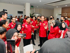 Saat Jokowi Kenalkan Prabowo hingga Nadiem di Hadapan Mahasiswa