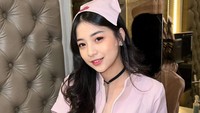 Valezka pernah mengenyam pendidikan di Hungaria selama enam bulan lantaran dapat beasiswa. (Foto: dok Instagram)