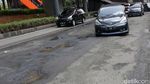 Waduh! Jalan Rasuna Said Bopeng dan Berlubang