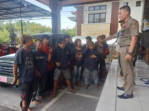 11 Anak Jalanan Diciduk Satpol PP Jembrana saat Ngamen di Lampu Merah