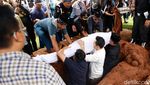 Doa Ben Kasyafani di Pemakaman Sang Ayah