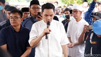 Ben Kasyafani mewakili keluarga menyampaikan rasa terima kasih dan memohon maaf atas kesalahan almarhum. Pool/Noel/detikFoto.