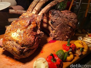 Bisa Makan Wagyu Beef Shank hingga Wagyu Kagoshima A5 Sepuasnya di Sini