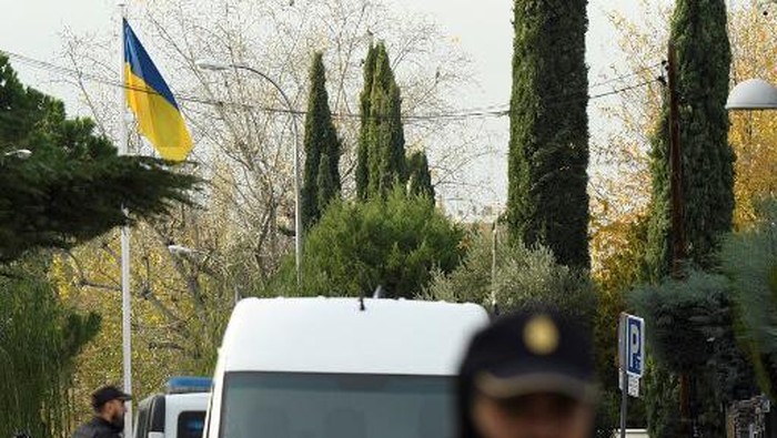 Kedubes Ukraina di Sejumlah Negara Eropa Diteror Paket Misterius Kedubes Ukraina di Sejumlah Negara Eropa Diteror Paket Misterius