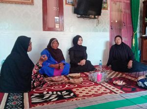 Istri Pingsan Saat Lihat Peti Jenazah Briptu Lasminto Korban Heli P-1103