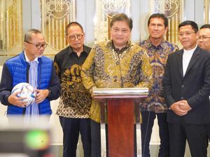 KIB Malam-malam Gelar Pertemuan Tertutup, Bahas Rambut Putih?