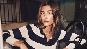 Potret Hailey Bieber Pamer Perut Buncit, Bukan Hamil tapi Kista