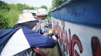 Perwira Penggerak secara aktif meremajakan sejumlah titik penanda desa dengan melakukan pengecatan Kembali agar desa terlihat lebih cerah dan menarik.