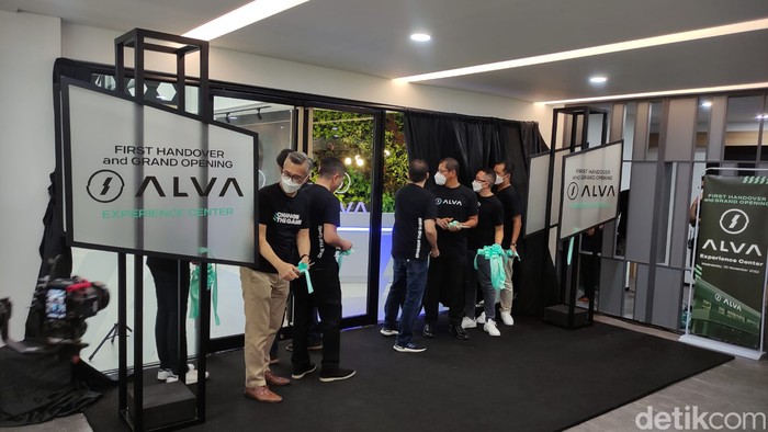 Ilectra Motor Group Resmi Membuka ALVA Experience di SCBD, Jakarta. Ilectra Motor Group Resmi Membuka ALVA Experience di SCBD, Jakarta.