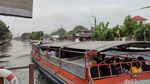 Meski Tidak Mewah, Kapal Rakyat Bangkok Jadi Andalan