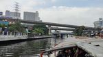 Meski Tidak Mewah, Kapal Rakyat Bangkok Jadi Andalan