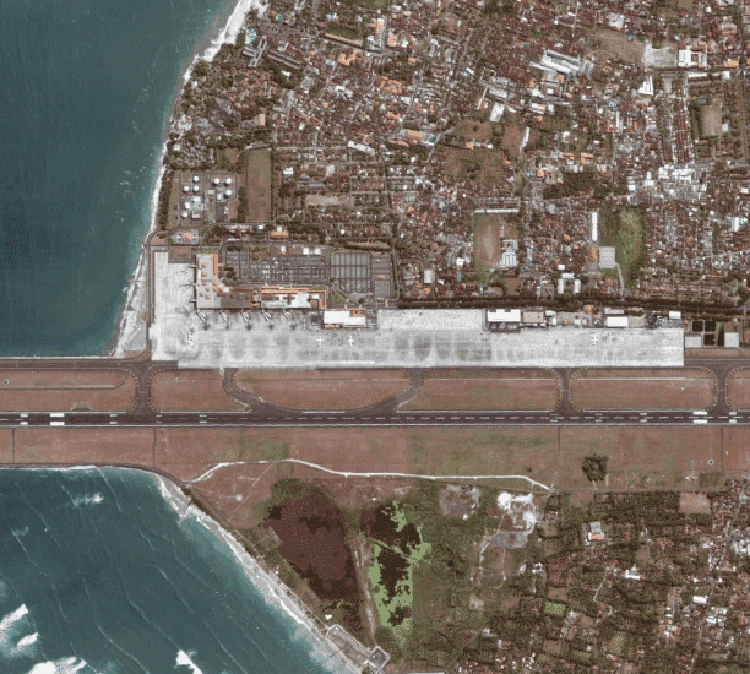 Sejak tahun 2000-an, Indonesia terus berbenah melakukan pembangunan dari berbagai aspek. Berikut foto-foto perbandingannya sejak tahun 2000-an hingga sekarang.