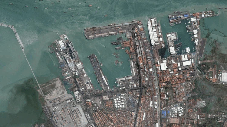 Komparasi Kota-kota di Indonesia Sejak Tahun 2000-an hingga Sekarang Sejak tahun 2000-an, Indonesia terus berbenah melakukan pembangunan dari berbagai aspek. Berikut foto-foto perbandingannya sejak tahun 2000-an hingga sekarang.