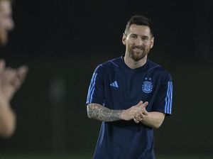 Messi Diancam Canelo Alvarez, Dibela Kapten Meksiko