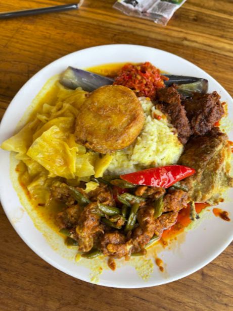 Penjual Makanan Indonesia di Singapura