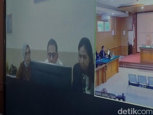Eks Walkot Cimahi Ajay Ajukan Eksepsi, Kuasa Hukum Ungkit 2 Dakwaan