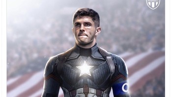 Pulisic tampil layaknya superhero Captain America. Foto: Twitter