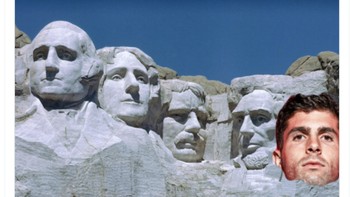 Pulisic dinilai layak dibuat patung wajahnya seperti beberapa presiden Amerika Serikat. Foto: Twitter