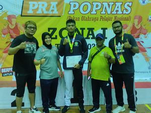 Petinju Asal Medan Julian Sihotang Raih Emas Pra Popnas di Jakarta