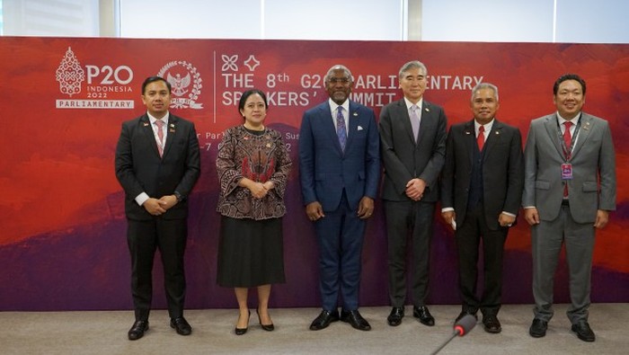 Puan Maharani usai pertemuan antara DPR RI & Parlemen AS di Forum P20 di Senayan, Jakarta