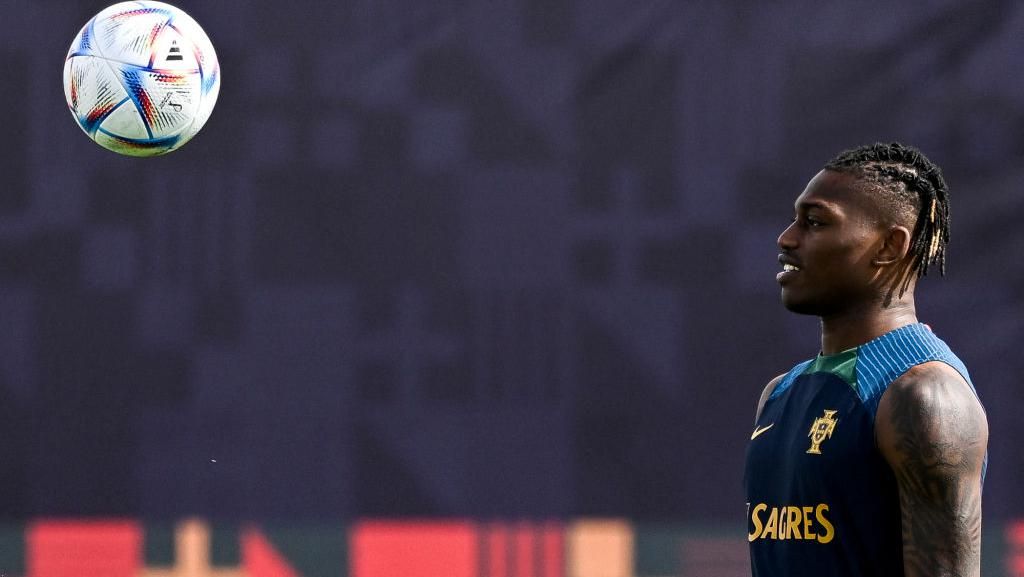 Rafael Leao: Piala Dunia Dulu, Kontrak Baru di Milan Kemudian