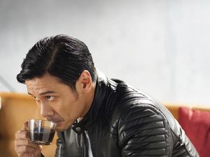Serunya Chicco Jerikho Ketika Cicip Makanan Korea dan Minum Kopi