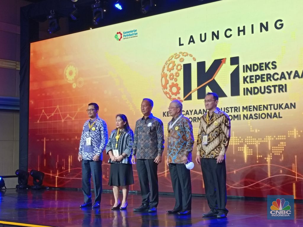 Dengan maraknya kasus perumahan karyawan dan Pemutusan Hubungan Kerja (PHK) di berbagai sektor industri saat ini, untuk mengatasi hal tersebut, pemerintah dalam hal ini Kementerian Perindustrian (Kemenperin) meluncurkan Indeks Kepercayaan Industri (IKI), Rabu (30/11/2022). (CNBC Indonesia/Martyasari Rizky)