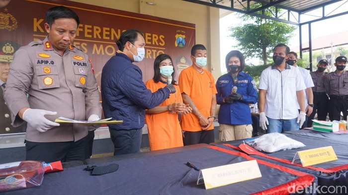 Ungkap kasus pengedar pil koplo di Polres Mojokerto