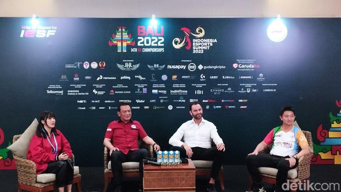 Ratusan negara dan atlet esports dari penjuru dunia berkumpul di Bali. Mereka berbondong-bondong berdatangan sejak Rabu, 30 November 2022. Kira-kira ada apa ya?