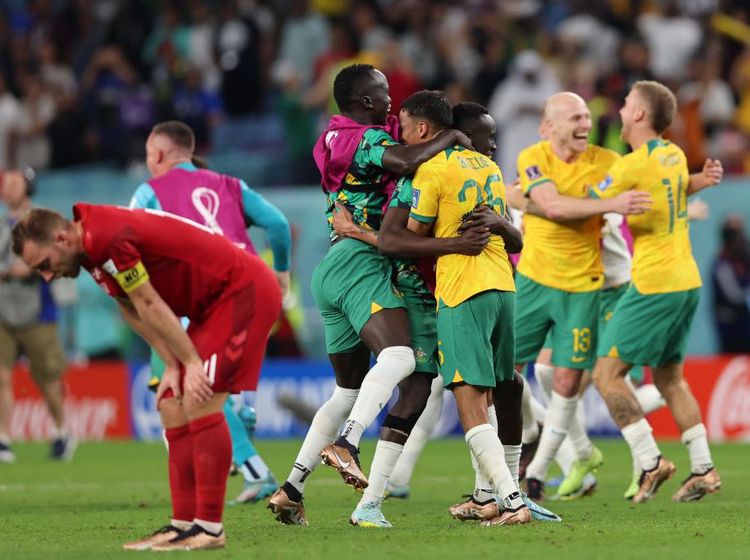 Australia Lolos 16 Besar Usai Kalahkan Denmark 1-0