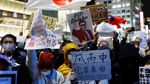 Aksi Solidaritas di Tokyo Tolak Lockdown China