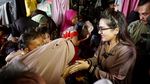 Nggak Banyak Omong! Aksi Nyata Ashanty Beri Bantuan ke Korban Gempa Cianjur