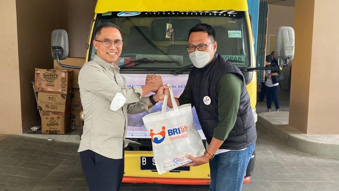 Bantuan untuk Warga Terdampak Gempa Cianjur Terus Mengalir Bantuan untuk Warga Terdampak Gempa Cianjur Terus Mengalir