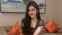 Jadi pedangdut, Bella Nova sudah punya rumah, mobil, hingga bisa berangkatkan umrah orang tua. (Foto: dok Instagram)