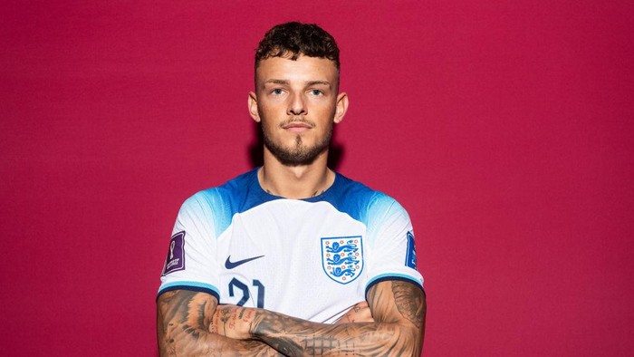 DOHA, QATAR - NOVEMBER 16: Ben White of England poses during the official FIFA World Cup Qatar 2022 portrait session on November 16, 2022 in Doha, Qatar. (Photo by Mike Hewitt - FIFA/FIFA via Getty Images)