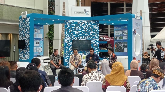 Bincang-bincang soal perkembangan BIJB Kertajati dalam kegiatan Kertajati Menyapa di Trans Studio Bandung
