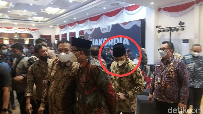 Bupati Bangkalan di Grahadi