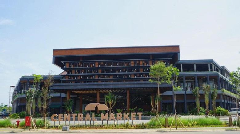 Central Market Jadi Opsi Tempat Nongkrong Asyik di PIK Central Market Jadi Opsi Tempat Nongkrong Asyik di PIK