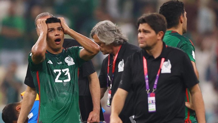 Soccer Football - FIFA World Cup Qatar 2022 - Group C - Saudi Arabia v Mexico - Lusail Stadium, Lusail, Qatar - November 30, 2022
Saudi Arabias Salem Al-Dawsari looks dejected after being eliminated from the World Cup REUTERS/Kai Pfaffenbach