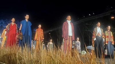 Eksotisme Tenun Ikat Sumba di Festival Nusantara