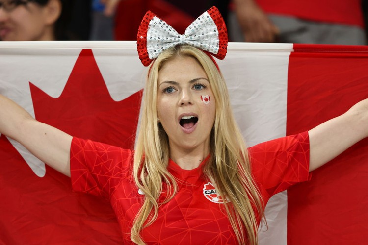 Fans wanita Piala Dunia Fans wanita Piala Dunia