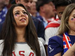 Potret Fans Wanita Menawan di Piala Dunia 2022