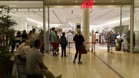 H&M bergabung dengan perusahaan seperti McDonalds dan Starbucks untuk keluar secara permanen dari negara itu.   