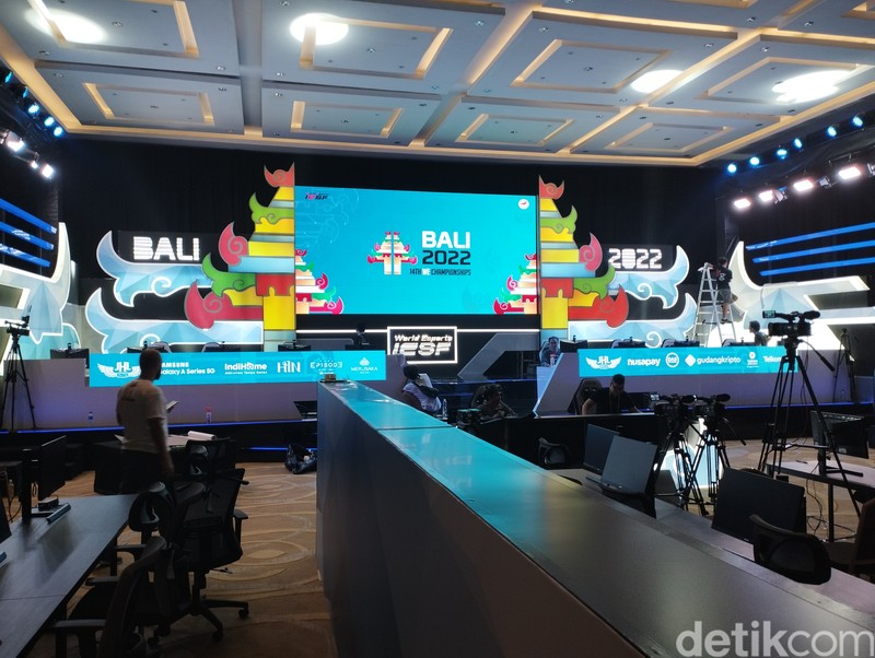 Piala dunia esports bertajuk IESF World Esports Championships akan segera digelar pada tanggal 2-11 Desember mendatang. Yuk intip persiapannya berikut ini.
