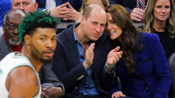 7 Foto Kate Middleton Nonton Basket Saat Berkunjung ke AS, Malah Disoraki