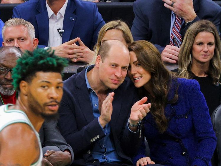 7 Foto Kate Middleton Nonton Basket Saat Berkunjung ke AS, Malah Disoraki