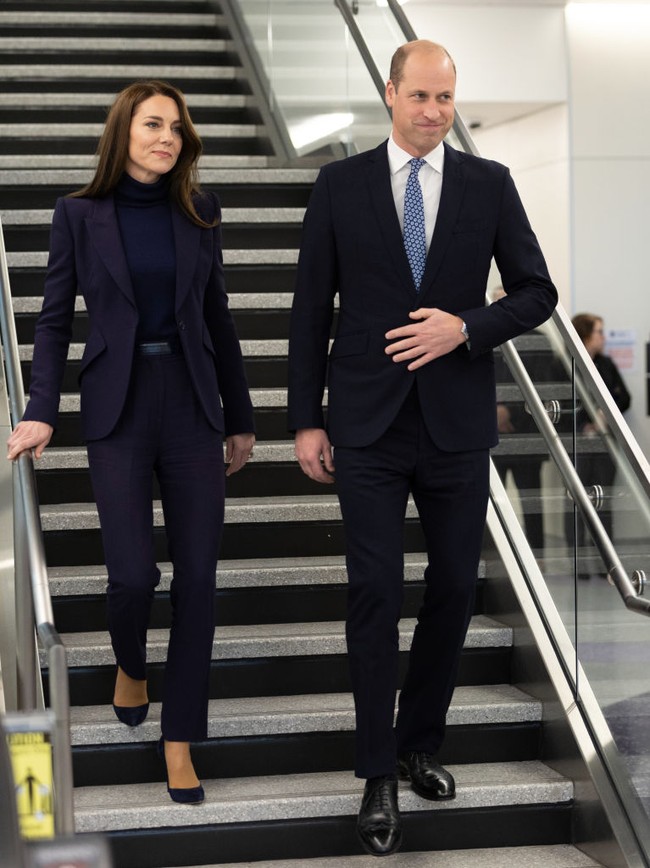 Namun kunjungan Pangeran William dan Kate Middleton ke Amerika Serikat ini tak disambut senang semua pihak. Sebab di Inggris tengah ramai kasus Lady Susan Hussey, ibu baptis Pangeran William melakukan tindakan rasisme di sebuah acara yang digelar di Istana Buckingham. Foto: Getty Images