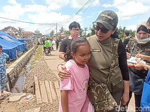 CT ARSA Beri Trauma Healing pada Anak-anak Korban Gempa Cianjur